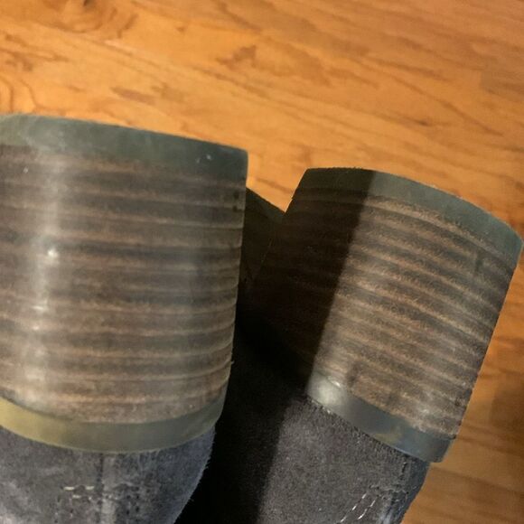 Lucky Brand Size 6 gray suede Rayla over the knee riding boot. - Picture 9 of 14